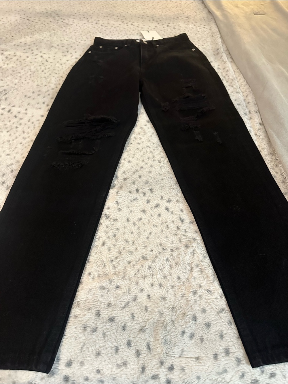 NWT GREY LAB Black Straight Ripped Jeans